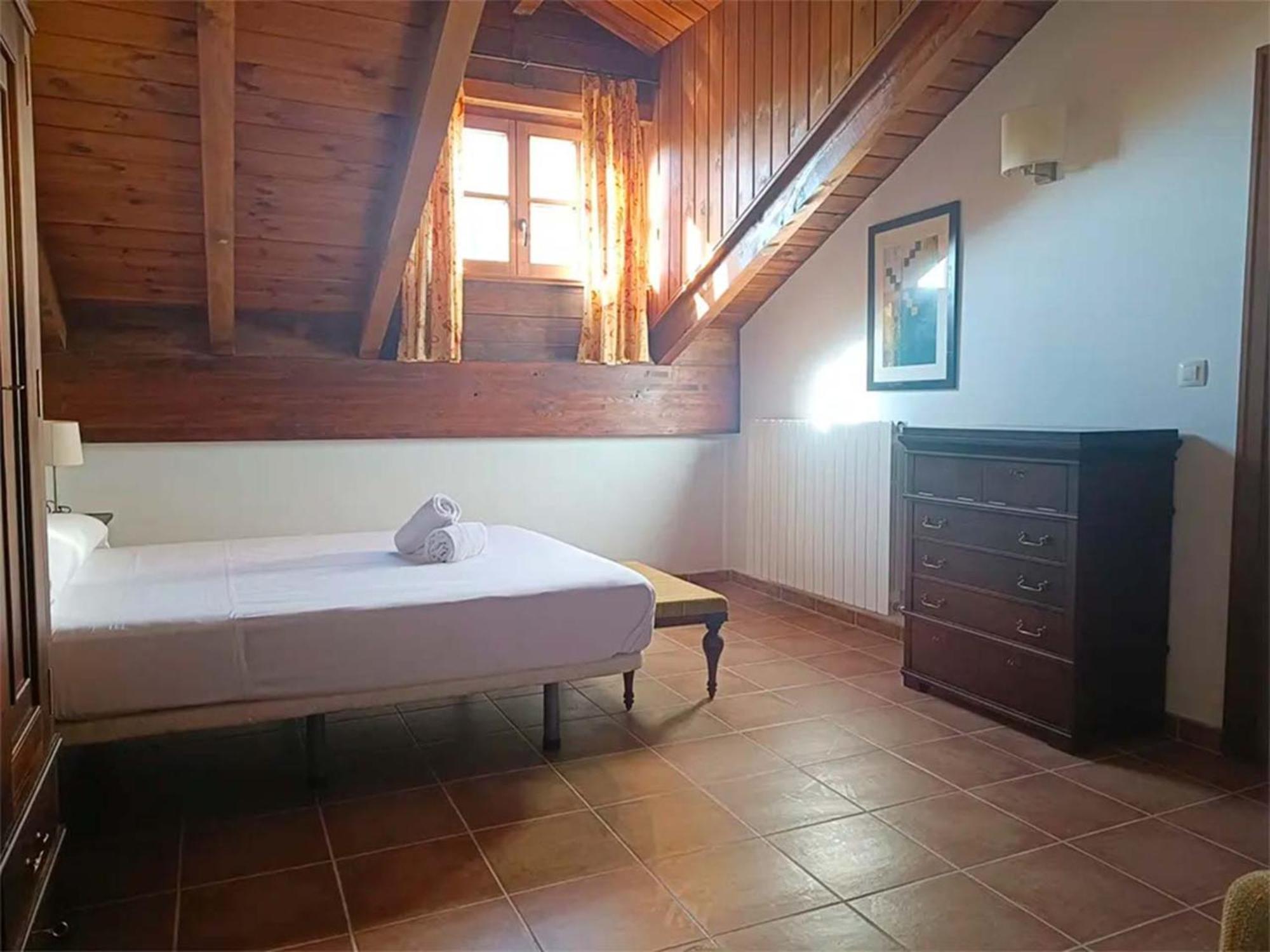 Apartamentos Jaca Badaguas 3000 ภายนอก รูปภาพ